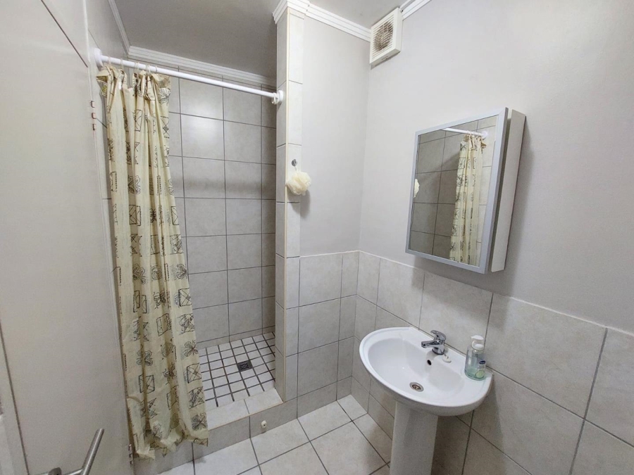 To Let 2 Bedroom Property for Rent in Cape Town City Centre Western Cape